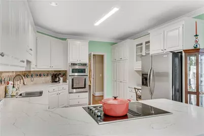 12170 Magnolia Circle, Johns Creek, GA 30005 - Photo 18