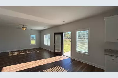 204 Strawberry Lane, Winder, GA 30680 - Photo 14