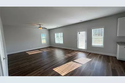 204 Strawberry Lane, Winder, GA 30680 - Photo 8