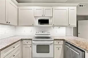 430 Lindbergh Dr NE, Atlanta, GA 30305 - Photo 10