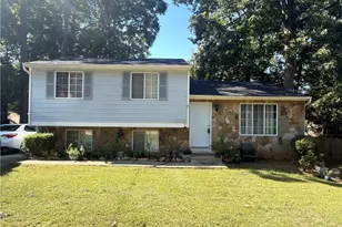 5172 W Scarbrough Trail, Stone Mountain, GA 30088 - Photo 1