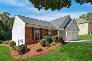 136 Park Forest Dr NW, Kennesaw, GA 30144 - Photo 2