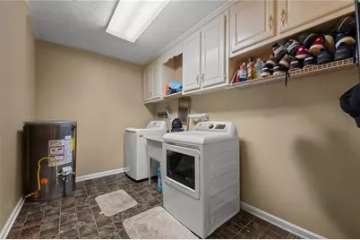 2950 Wildrose Court, Hampton, GA 30228 - Photo 14