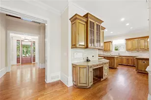270 Trimble Crest Dr, Sandy Springs, GA 30342 - Photo 10