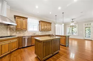 270 Trimble Crest Dr, Sandy Springs, GA 30342 - Photo 8