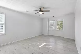 945 Brandon Ridge Dr, Roswell, GA 30075 - Photo 4