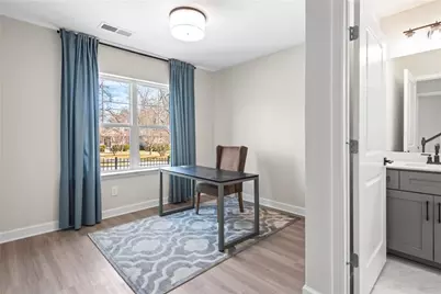 1959 Hollywood Road NW #22, Atlanta, GA 30318 - Photo 4