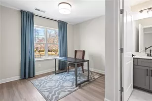 1959 Hollywood Rd NW, Atlanta, GA 30318 - Photo 4
