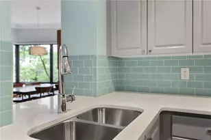 3475 Oak Valley Rd NE, Atlanta, GA 30326 - Photo 10