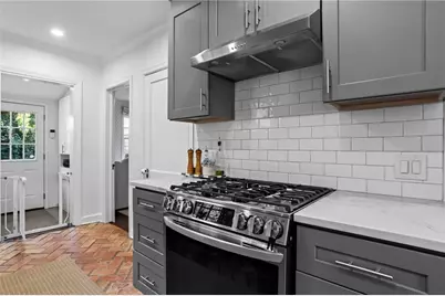 2070 Fairhaven Circle NE, Atlanta, GA 30305 - Photo 12