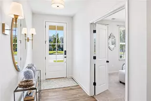 136 Harlow Cir, Roswell, GA 30076 - Photo 2