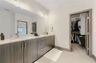 1305 Chelsea Cir NW, Atlanta, GA 30318 - Photo 14