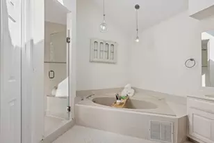 1233 Defoor Ct NW, Atlanta, GA 30318 - Photo 20
