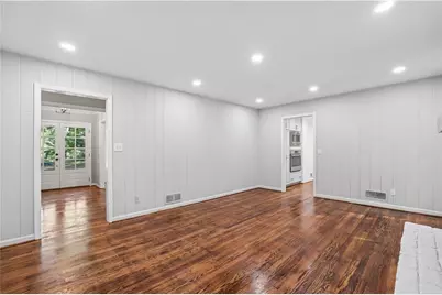 4601 Club Circle NE, Atlanta, GA 30319 - Photo 6