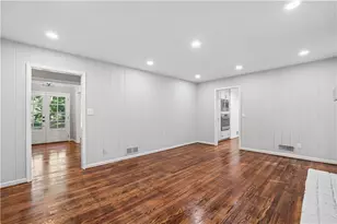 4601 Club Cir NE, Atlanta, GA 30319 - Photo 6