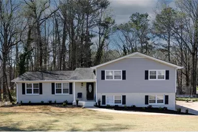 3187 Kennesaw View Drive SW, Marietta, GA 30064 - Photo 2