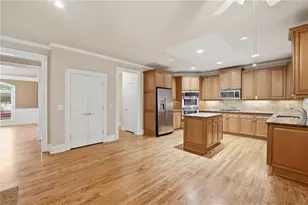 715 Crescent Cir, Canton, GA 30115 - Photo 18