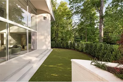 3619 Ivy Road, Atlanta, GA 30342 - Photo 32