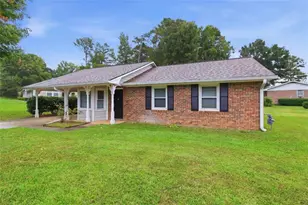 8 Silverwood Dr, Newnan, GA 30265 - Photo 1