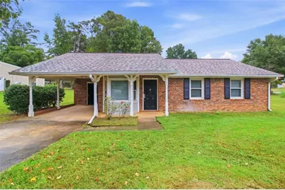 8 Silverwood Drive, Newnan, GA 30265 - Photo 2