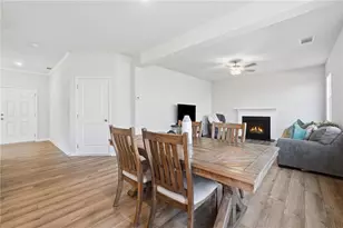 129 Bloomfield Cir, Canton, GA 30114 - Photo 10