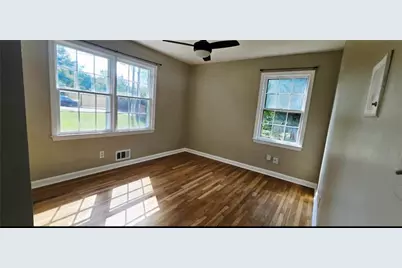 6381 Piney Circle SW, Mableton, GA 30126 - Photo 4