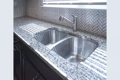 1613 Falcon Crest Way, Atlanta, GA 30032 - Photo 10