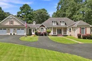215 Dorsey Rd, Hampton, GA 30228 - Photo 2