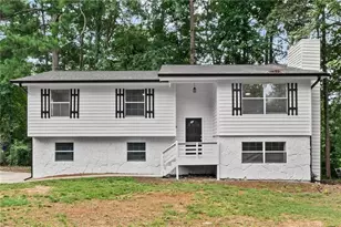 2648 Smoke House Pl SW, Marietta, GA 30064 - Photo 2
