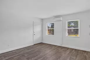 1982 Rockledge Rd, Atlanta, GA 30324 - Photo 4