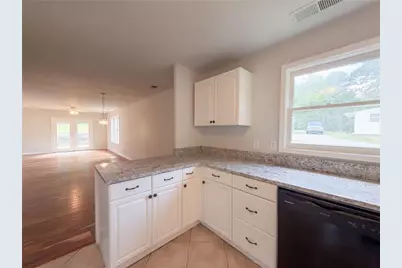 670 Roland Hayes Parkway, Calhoun, GA 30701 - Photo 10