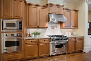 8 Honour Ave NW, Atlanta, GA 30305 - Photo 16