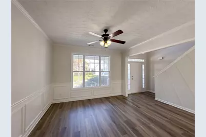 6730 Island Pointe Drive, Buford, GA 30518 - Photo 8