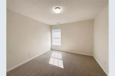 6730 Island Pointe Drive, Buford, GA 30518 - Photo 18