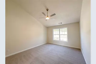 6730 Island Pointe Drive, Buford, GA 30518 - Photo 4