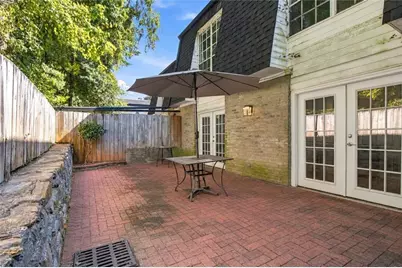 5540 Chemin De Vie, Sandy Springs, GA 30342 - Photo 34