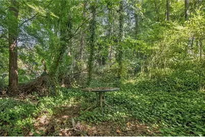 5540 Chemin De Vie, Sandy Springs, GA 30342 - Photo 38