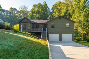 2387 Mohawk Trail, Acworth, GA 30102 - Photo 1