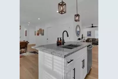 438 Hamilton E Holmes Drive NW, Atlanta, GA 30318 - Photo 12