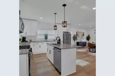 438 Hamilton E Holmes Drive NW, Atlanta, GA 30318 - Photo 4