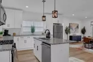 438 Hamilton E Holmes Dr NW, Atlanta, GA 30318 - Photo 4