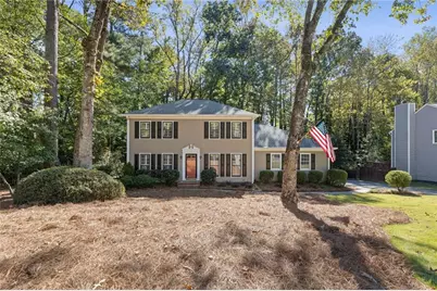 2406 Emory Lane NE, Marietta, GA 30068 - Photo 2