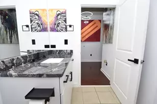 3324 Peachtree Rd NE, Atlanta, GA 30326 - Photo 12