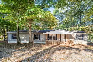 861 Mountain Ridge Dr, Dahlonega, GA 30533 - Photo 2