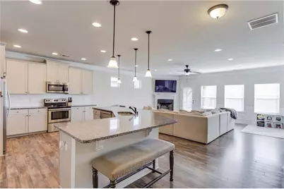 918 Blind Brook Circle, Hoschton, GA 30548 - Photo 2