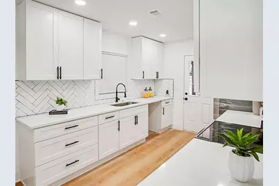 2246 Bonnybrook Way SW, Atlanta, GA 30311 - Photo 8