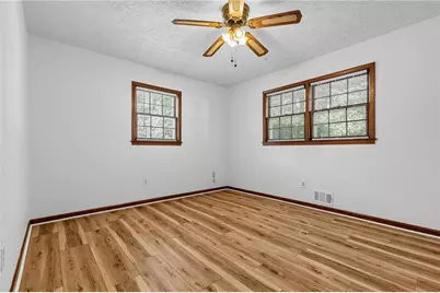 4393 Hale Place SW, Lilburn, GA 30047 - Photo 16
