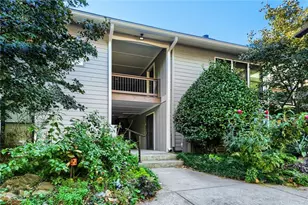 505 Park Ridge Cir, Marietta, GA 30068 - Photo 2