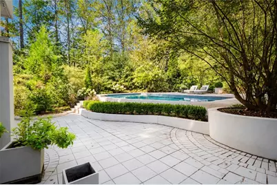 423 Hillside Dr NW, Atlanta, GA 30342 - Photo 34