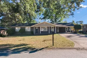 526 Pineview Dr SE, Smyrna, GA 30082 - Photo 1